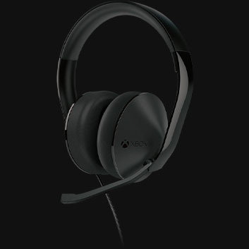 Detail view of Xbox One Stereo Headset